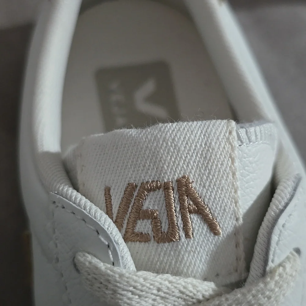 Veja Volley O.T. Sneakers, Size 5.5 US, Color: Leather White Tent Bark, $155.00 - Picture 11 of 16